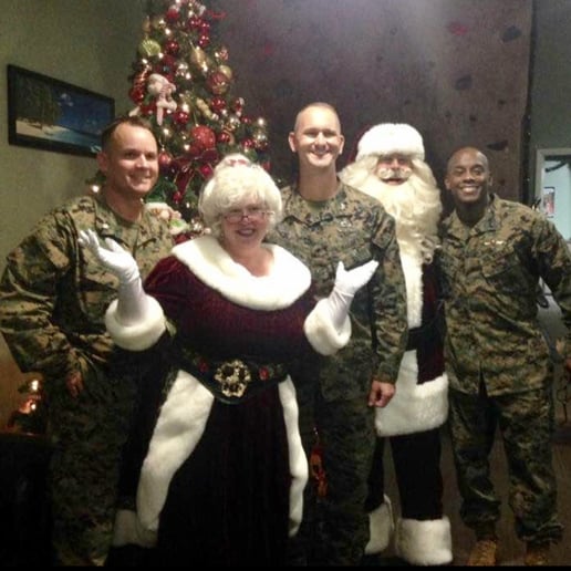 Gallery photo 5 of Mrs. Claus of the OC