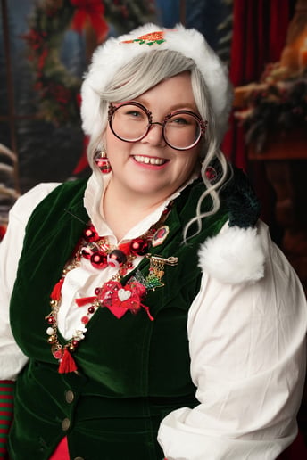 Gallery photo 1 of Mrs. Claus Reads