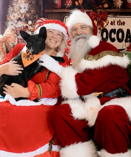Gallery photo 4 of Mrs. Claus StL