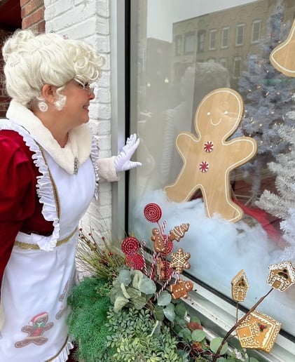 Gallery photo 9 of Mrs. Claus Vintage