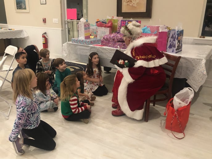 Gallery photo 12 of Mrs. Kitty Christmas Claus