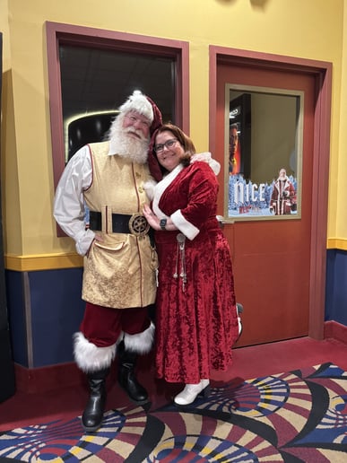 Gallery photo 11 of Mrs. Marvel Claus