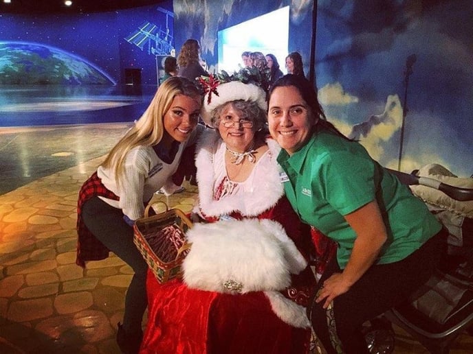 Gallery photo 4 of Mrs. Santa Claus