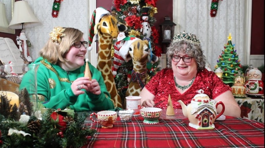 Gallery photo 5 of Mrs. Santa