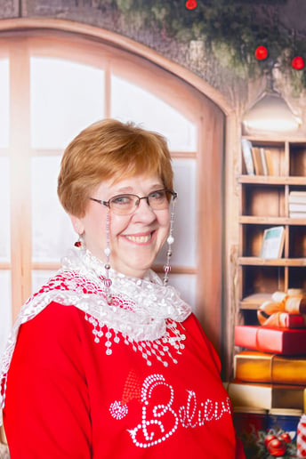 Gallery photo 3 of Mrs. Tona Claus