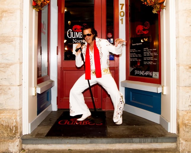 Gallery photo 2 of Mr. Thrill DJ PLUS/Elvis/Diamond/Ratpack
