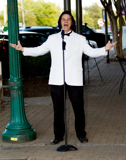 Gallery photo 16 of Mr. Thrill DJ PLUS/Elvis/Diamond/Ratpack