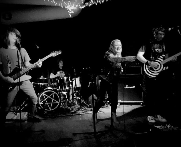 Gallery photo 2 of Möstly Crüe