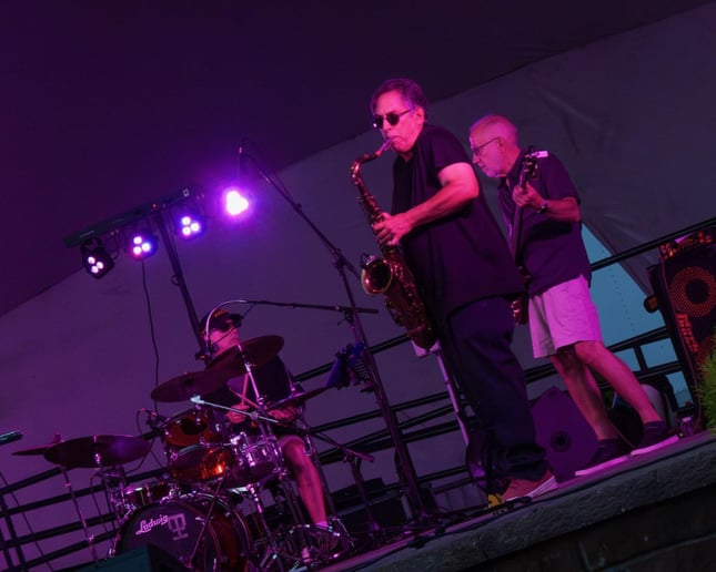 Gallery photo 5 of Muddy River Blues