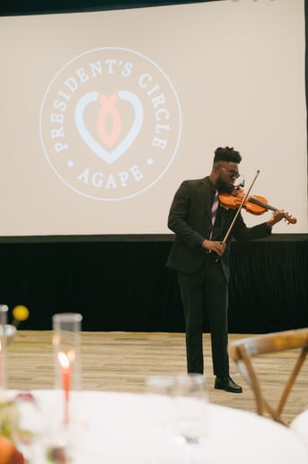 Gallery photo 4 of John - Multi-Genre Violinist