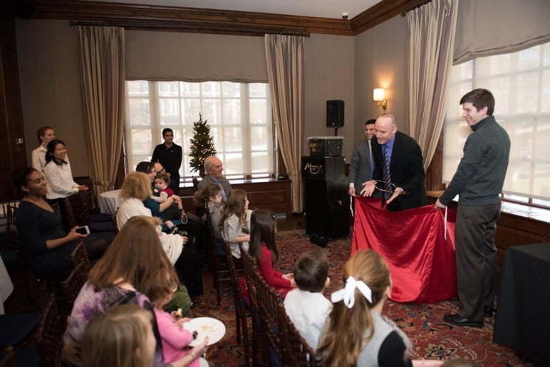 Gallery photo 2 of Munsey's Magic