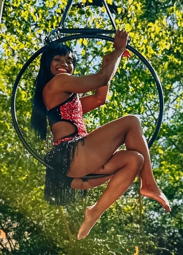 Gallery photo 5 of Music City Cirque