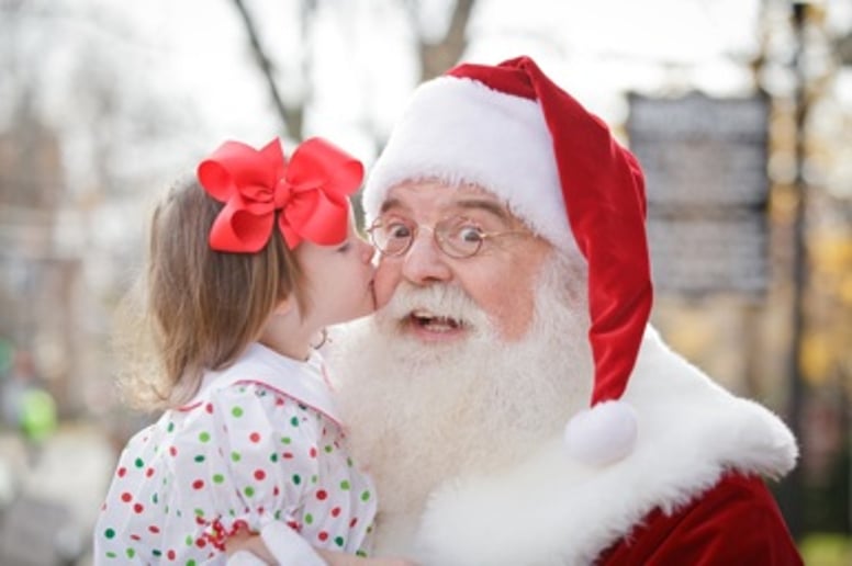 Gallery photo 6 of Music City Santa & Mrs. Claus