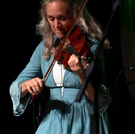 Gallery photo 2 of Fiddlin Momma