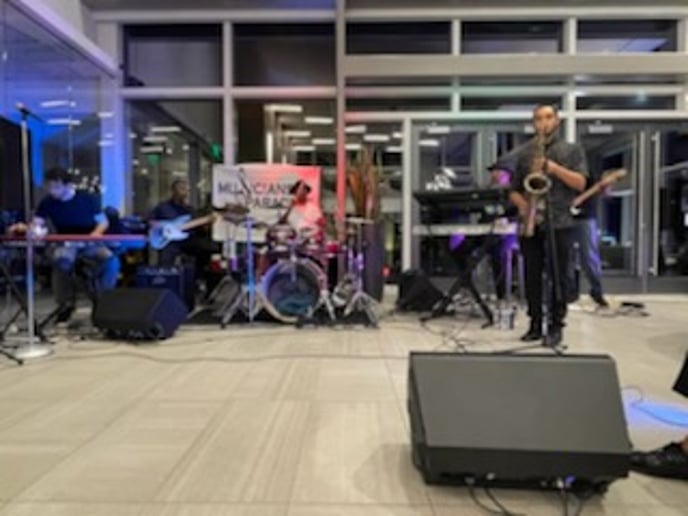 Gallery photo 6 of Musicians Paradise Band