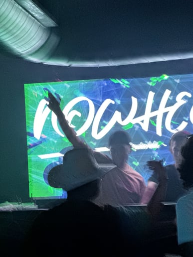 Gallery photo 2 of Mxnny