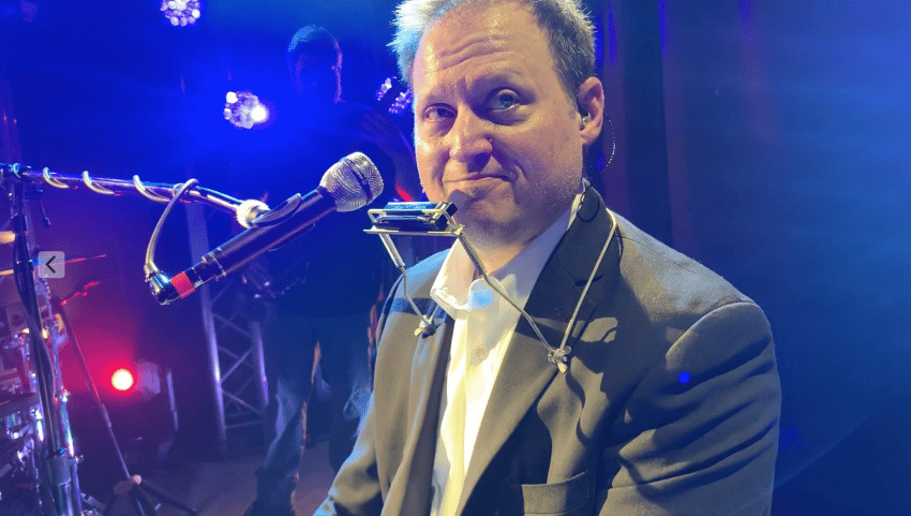 Gallery photo 1 of My Life - Scenes from the Piano Man