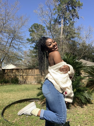 Gallery photo 3 of Mynia Ta’nae