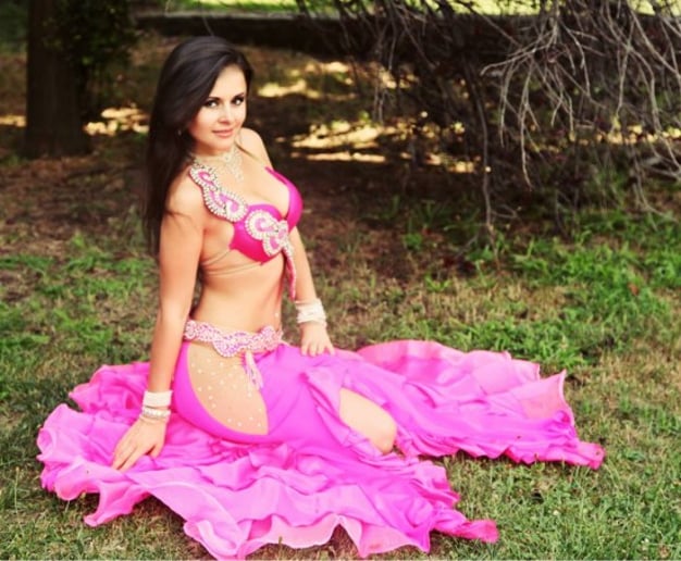 Gallery photo 8 of Myriam