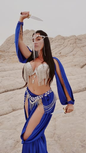 Gallery photo 59 of Myrian Bellydancer