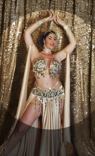 Gallery photo 22 of Myrian Bellydancer