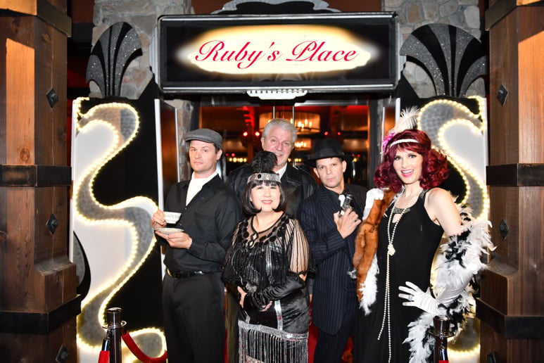 Gallery photo 2 of Mystery House Performers