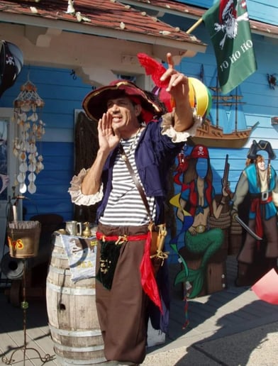 Gallery photo 6 of Mystic Marlow The Magician