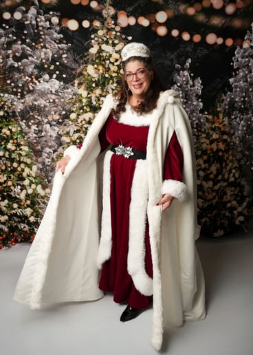 Gallery photo 4 of Mystical Mrs. Claus