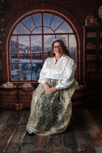 Gallery photo 3 of Mystical Mrs. Claus