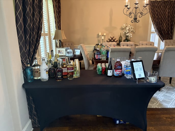 Gallery photo 2 of Myxer Mobile Bartending
