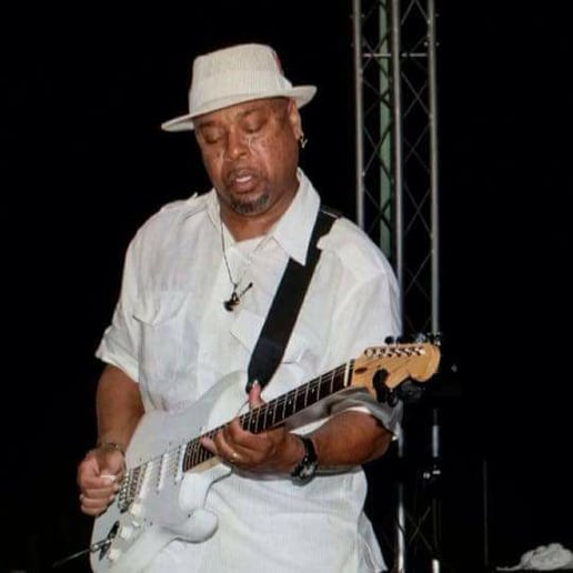 Gallery photo 1 of Mz Bree & Funk Tyme Soldiers R&B/Funk