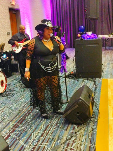 Gallery photo 8 of Mz Connie Mo the Soultress