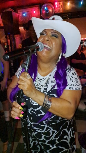 Gallery photo 3 of Mz Connie Mo the Soultress