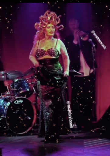 Gallery photo 6 of Mz. Juicy Jones Burlesque