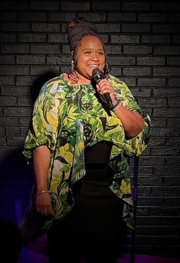 Gallery photo 4 of Mz.Aree