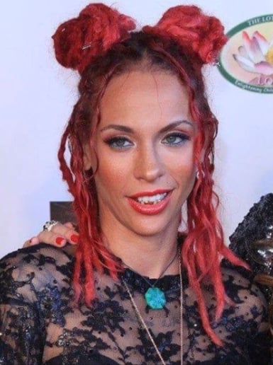 Gallery photo 4 of MzLady Zea