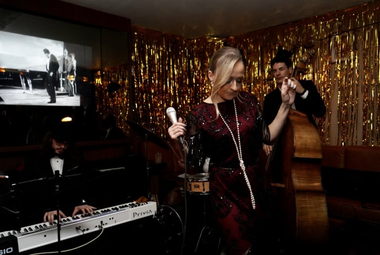Gallery photo 5 of Nadia Chechet Music