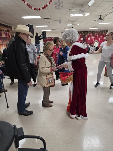 Gallery photo 1 of Nashville Mrs. Claus
