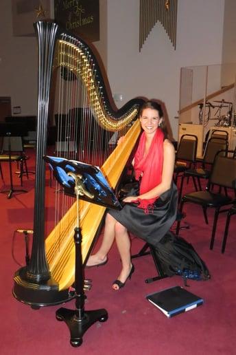 Gallery photo 4 of Natalie Hoffmann, Harpist