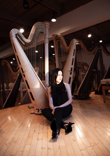 Gallery photo 1 of Natalie Man, Harpist