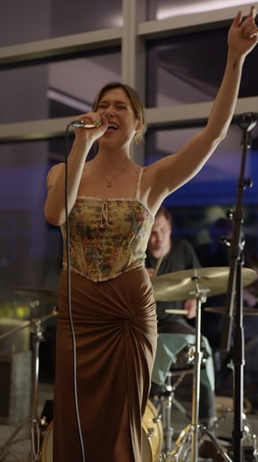 Gallery photo 5 of Natasha Blaine