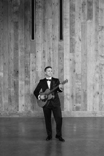 Gallery photo 2 of Nate Plays Live