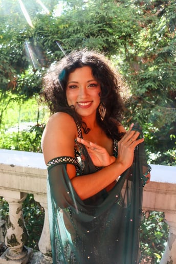 Gallery photo 1 of Nati Bellydance