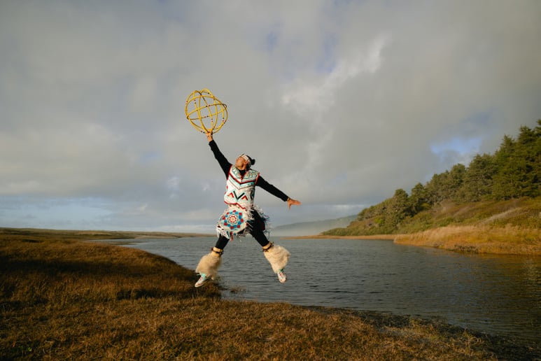 Gallery photo 6 of World Renowned Native American Hoop Dancer