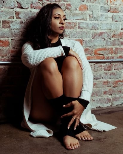 Gallery photo 8 of Natresha Glam U