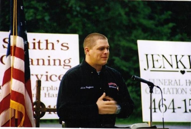 Gallery photo 4 of Faster Pastor