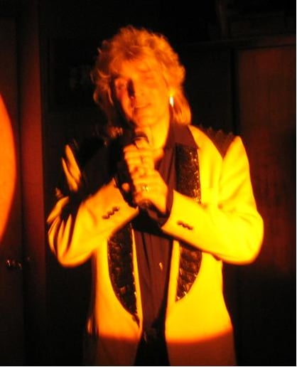 Gallery photo 2 of (Nearly) Rod Stewart