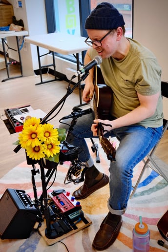 Gallery photo 10 of Ned Gordon Music