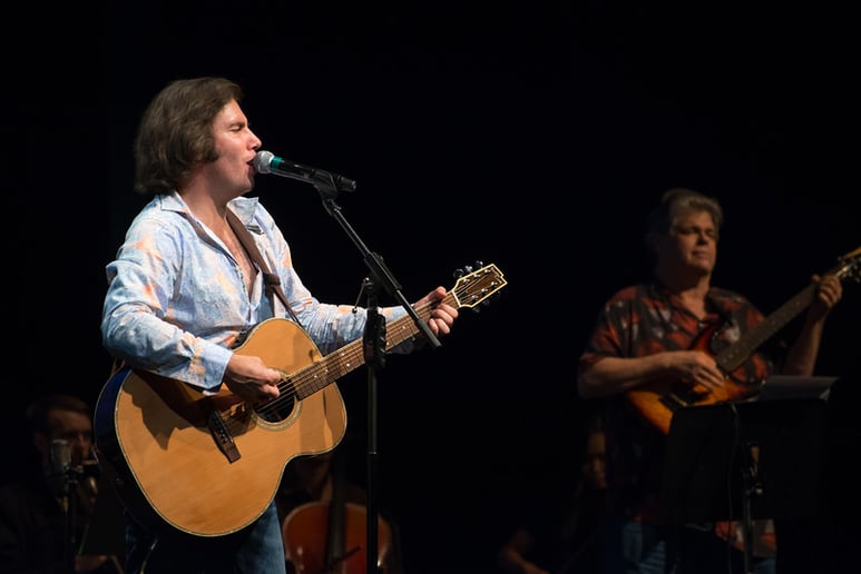 Gallery photo 7 of Neil Diamond Tribute - Jason Lohrke As Early Neil Diamond