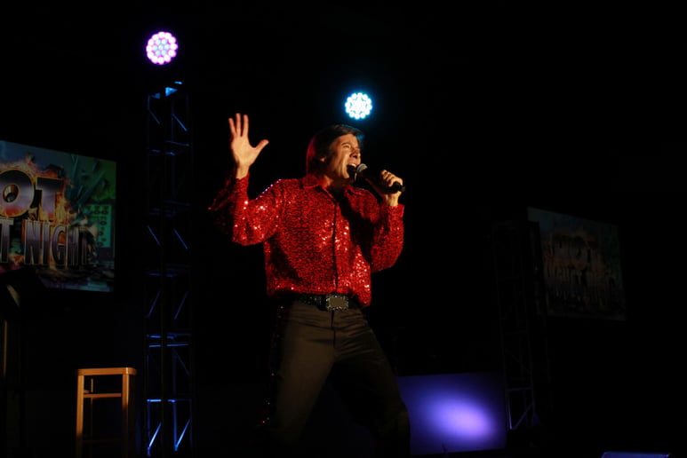 Gallery photo 9 of Neil Diamond Tribute by Steve Roth